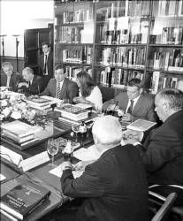 Vara propone a Yuste como referente en la nueva Europa