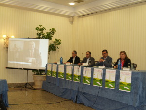 ¡Pon en marcha tu telecentro!, el primer paso para construir una futura red de telecentros