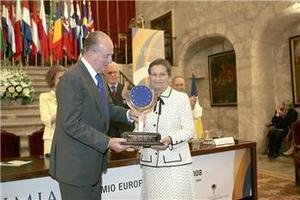 Simone Veil recibe el Premio Carlos V.