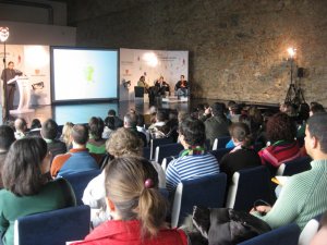 Fundación Ciudadanía presenta «Declaración Universal de los Derechos Humanos en edición de Fácil Lectura» en el I Congreso de la Escuela de Ciudadanía Joven de Extremadura