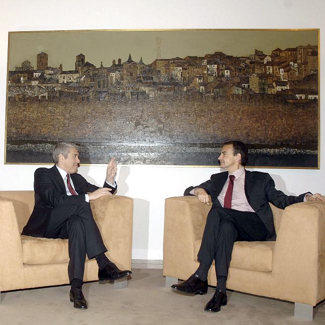 Zapatero recibe a Sócrates en Zamora para iniciar la XXIV Cumbre hispano-lusa