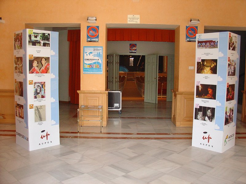 La exposición fotográfica “Mujeres en Acción” llega a la sede de IdenTIC