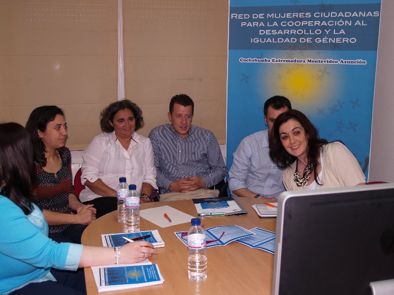 La «Feminización de la Pobreza y la «Participación política y social de las mujeres» – temas principales del último día en «la Ciudadanía de las Mujeres»