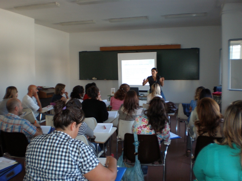 AUPEX y UEX retoman el curso «Técnico en intervención social con población inmigrante desde una perspectiva intercultural»