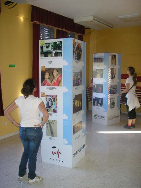 La Mancomunidad Guadiana acoge la Exposición fotográfica “Mujeres en Acción”
