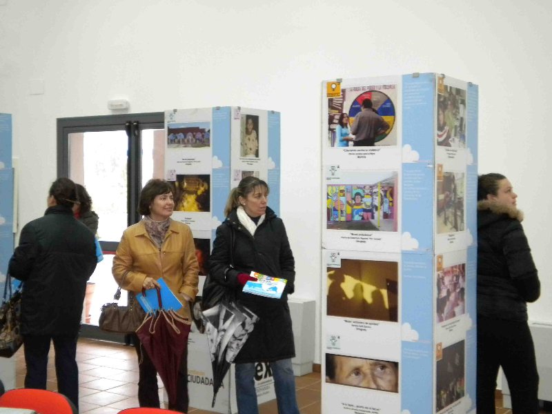 La Exposición fotográfica “Mujeres en Acción” llega a Logrosán