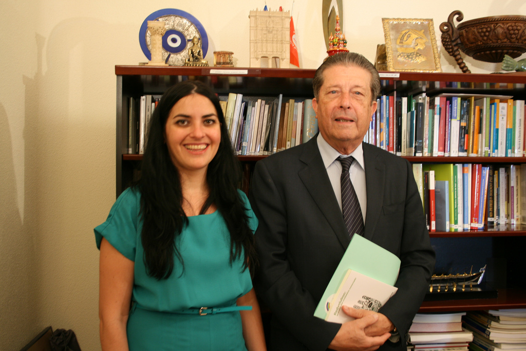 Una firma por la paz, la democracia y la innovación social