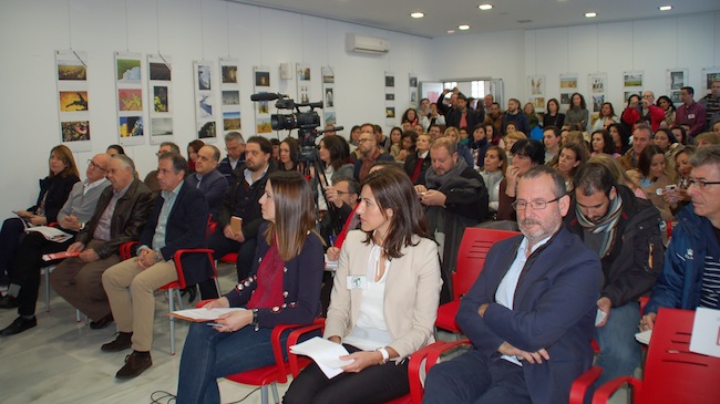 200 personas se replantean la búsqueda de empleo hacia un nuevo modelo de gestión del conocimiento en Villafranca de los Barros.