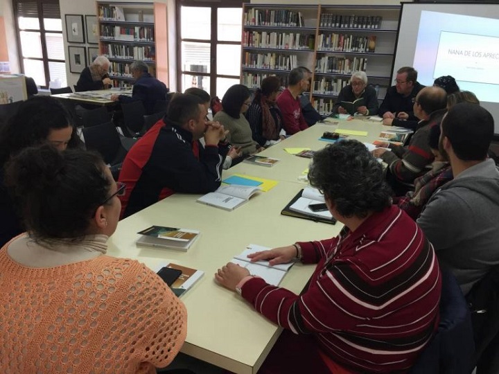 CUATRO NUEVOS CLUBES DE LECTURA FÁCIL SE PONEN EN MARCHA EN LA PROVINCIA DE BADAJOZ